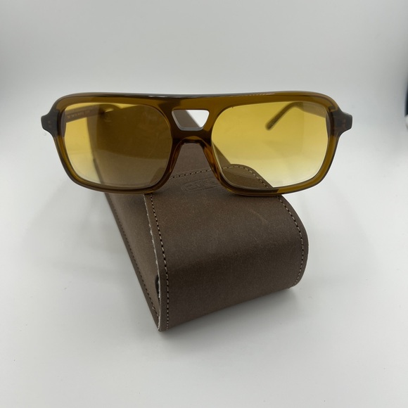 Crap eyewear vintage style  Sunglasses with Case